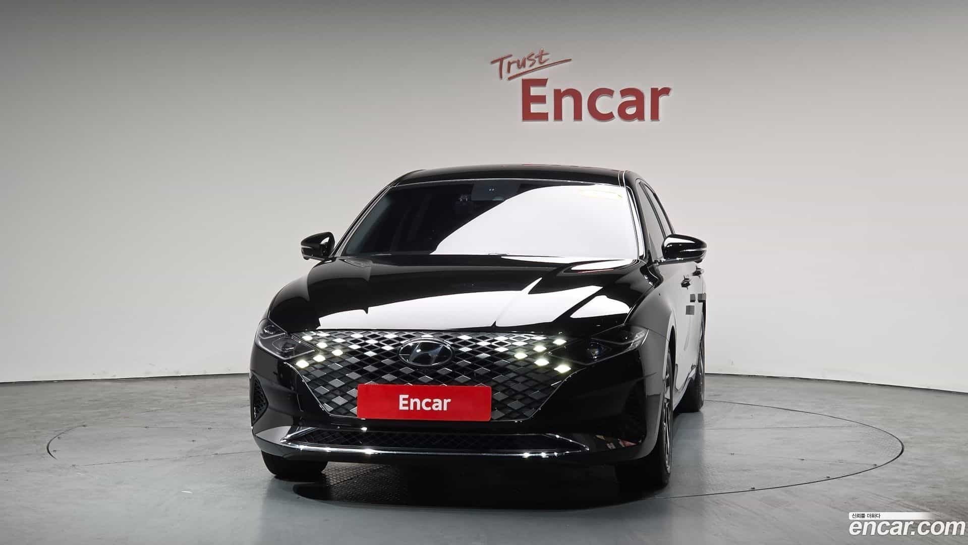 Grandeur Hyundai 2021.0-OUTER-003