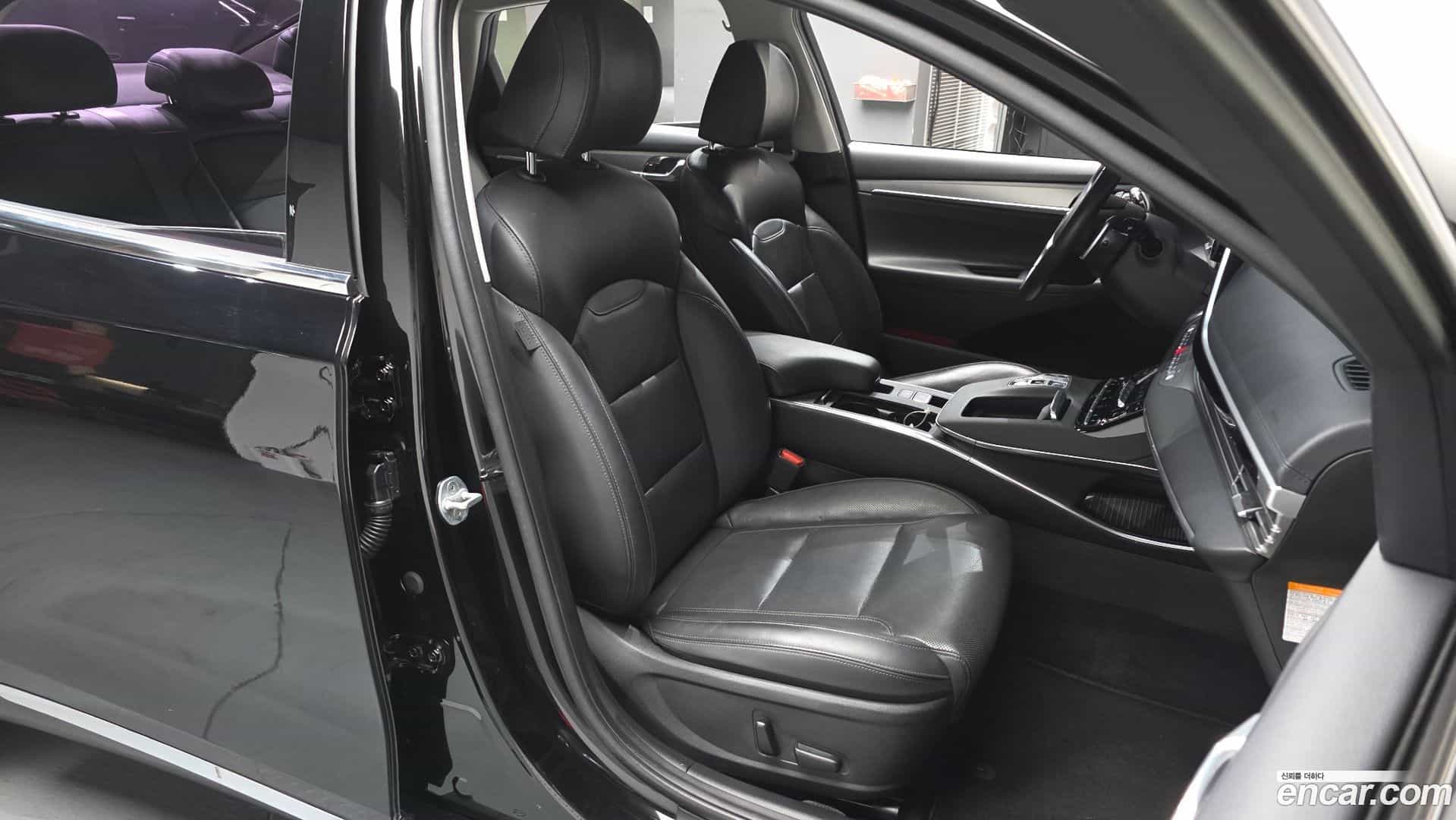 Grandeur Hyundai 2021.0-OPTION-016