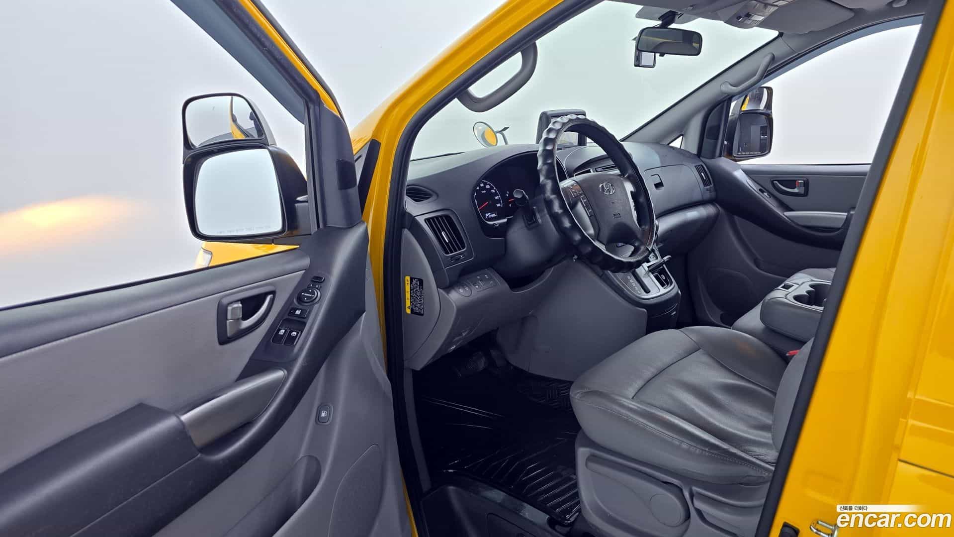 Starex Hyundai 2018.3-INNER-010