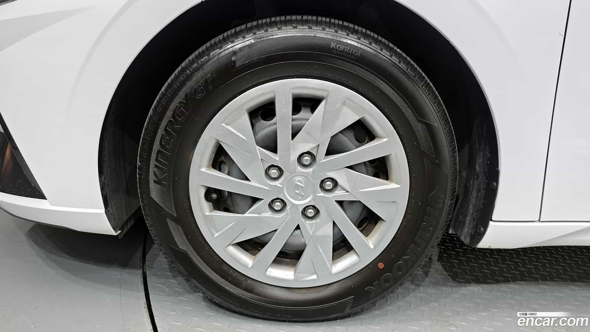 AVANTE Hyundai 2022.0-OUTER-005