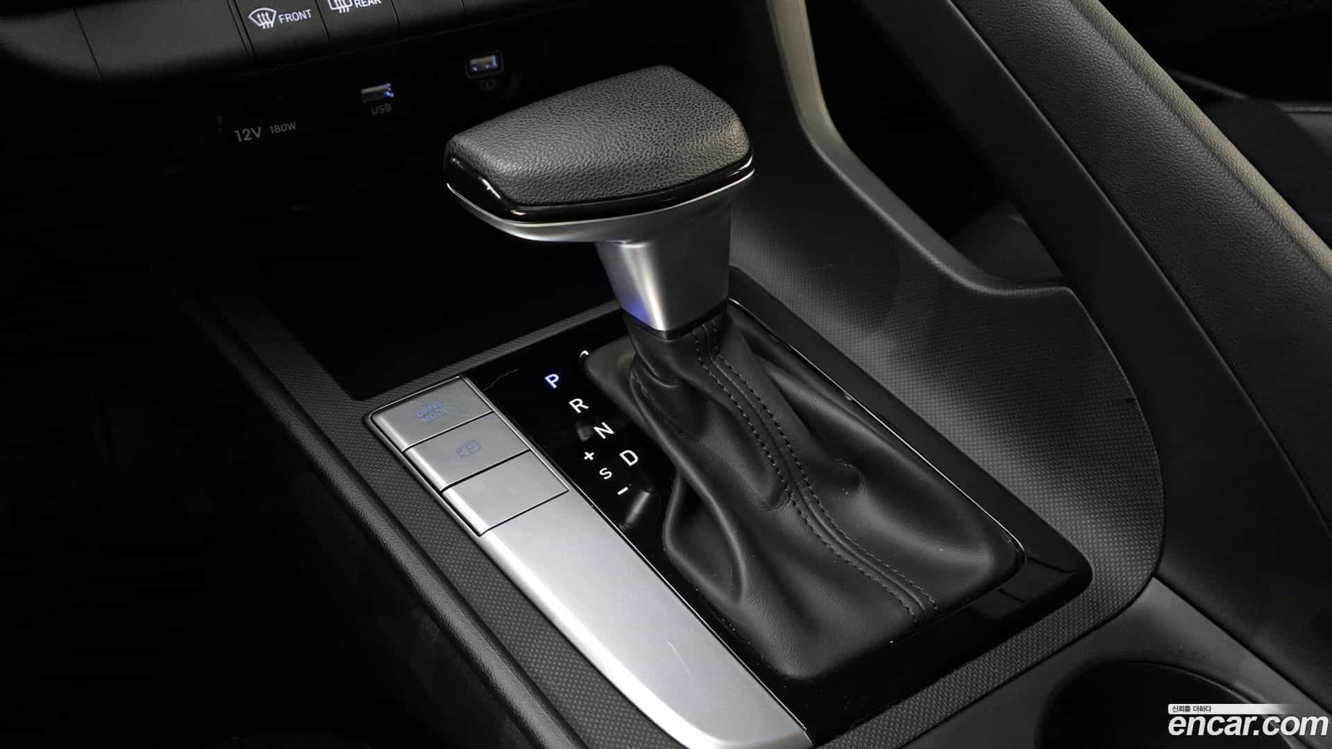 AVANTE Hyundai 2022.0-INNER-009