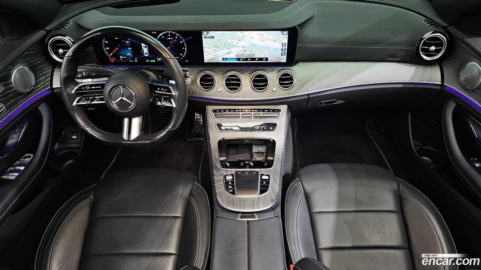 E-Class Mercedes-Benz 2021.0-INNER-007