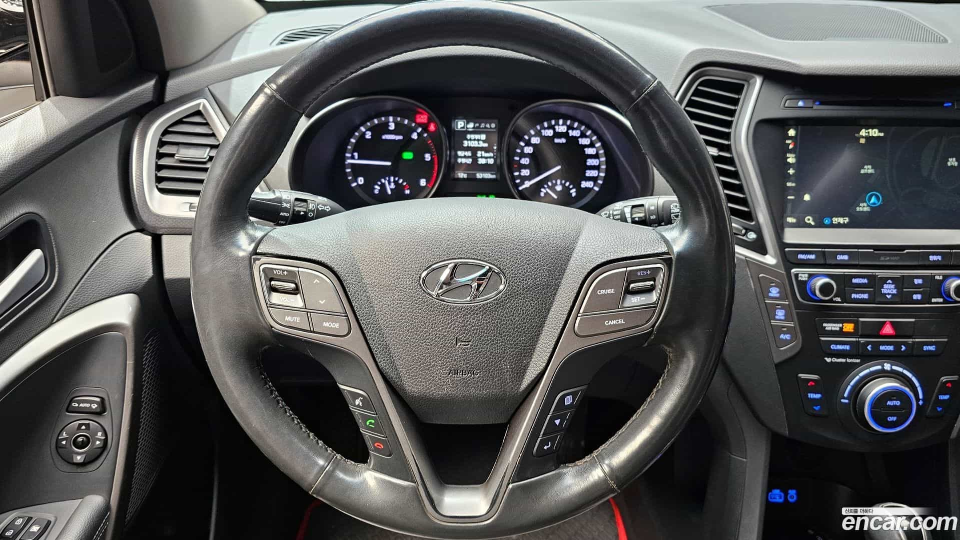Santafe Hyundai 2016.3-OPTION-017