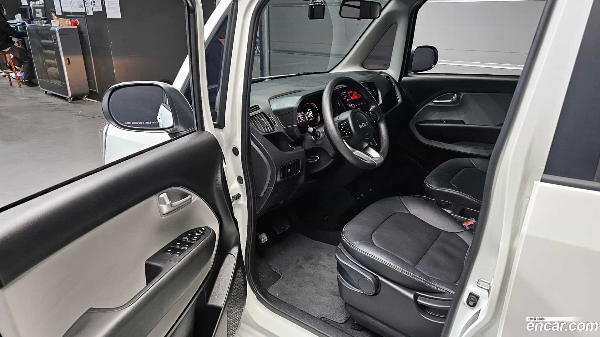 RAY Kia 2023.1-INNER-010