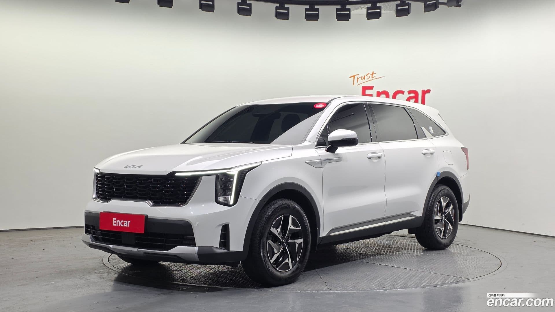Main__Slider__Photo:Sorento Kia 2024.1-0