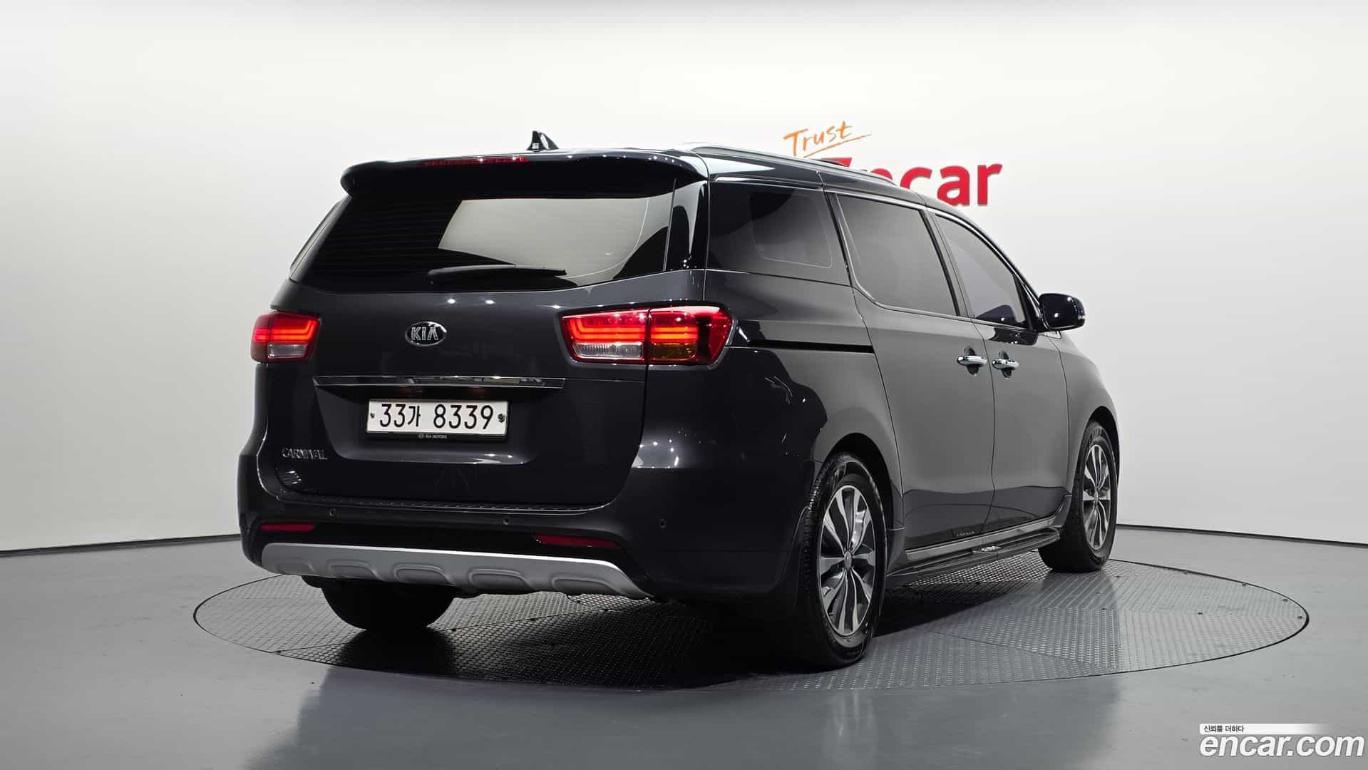 Canival Kia 2017.1-OUTER-002