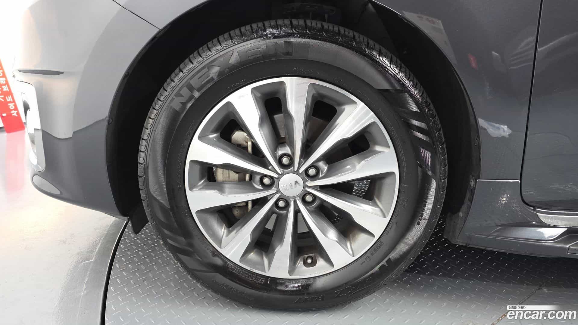 Canival Kia 2017.1-OUTER-005