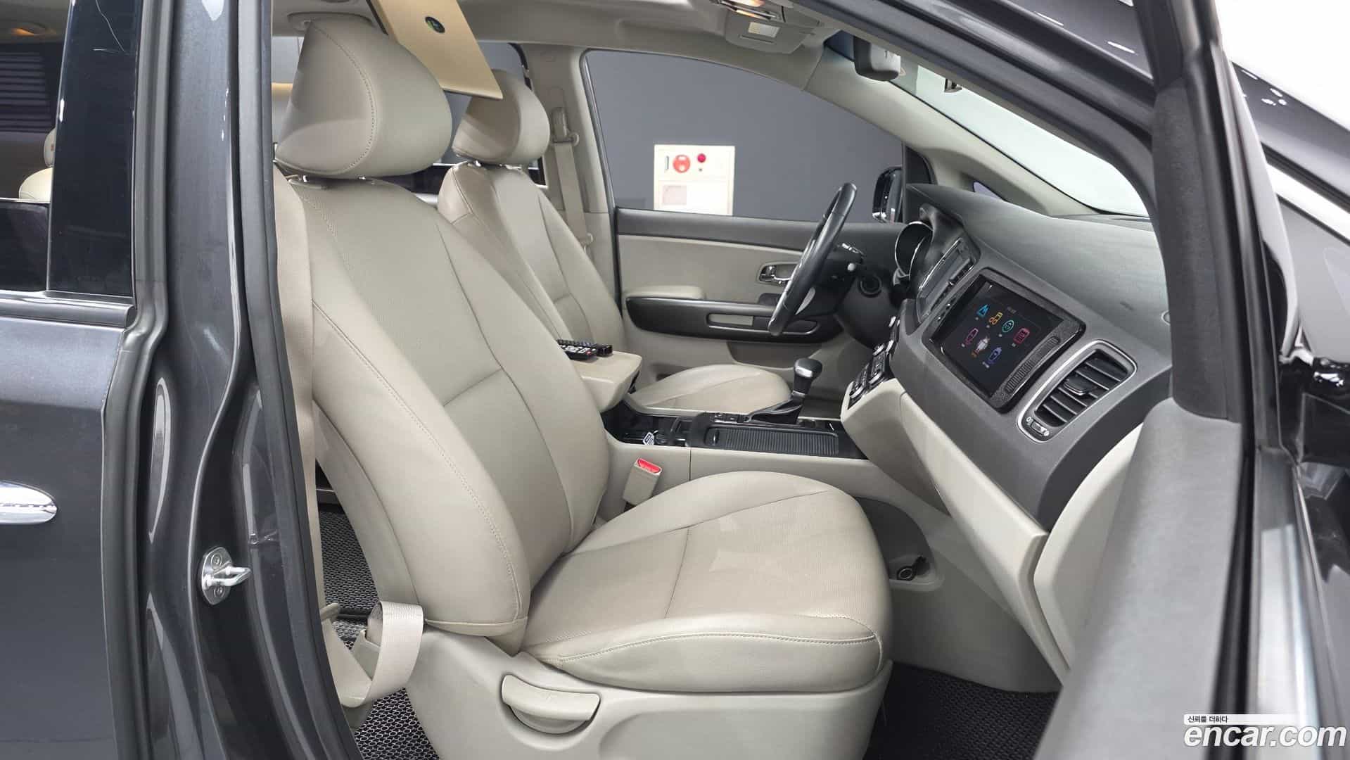 Canival Kia 2017.1-OPTION-015