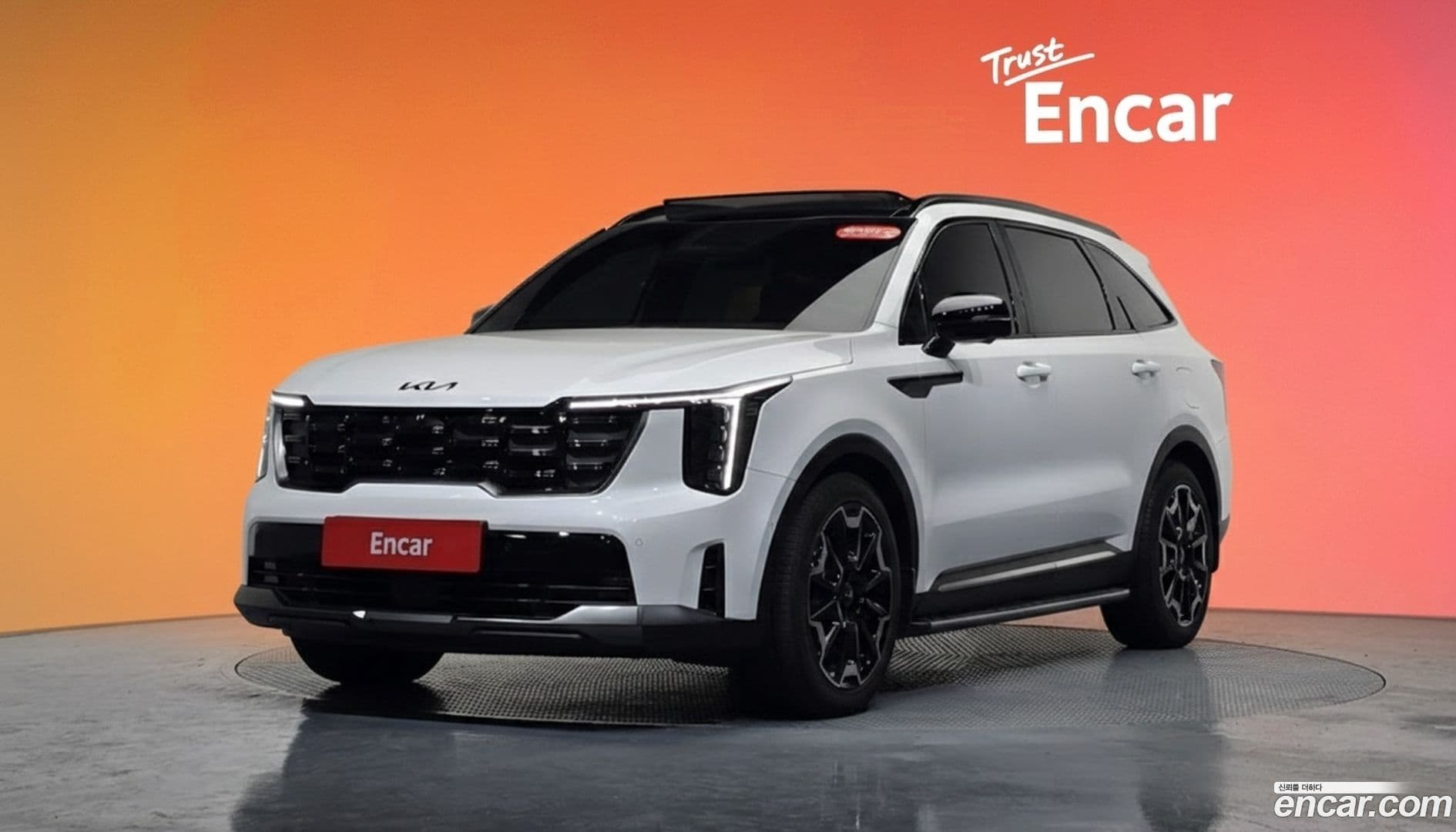 Main__Slider__Photo:Sorento Kia 2024.3-0