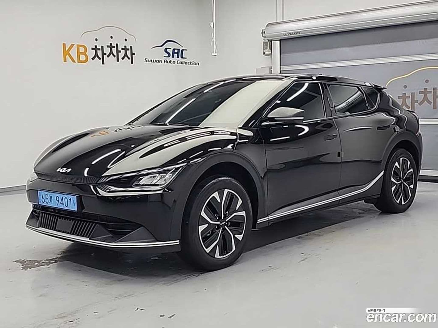 Main__Slider__Photo:EV6 Kia 2021.11-0