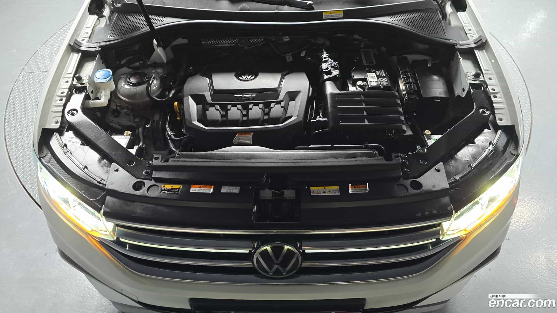 Tiguan Volkswagen 2022.11-INNER-006