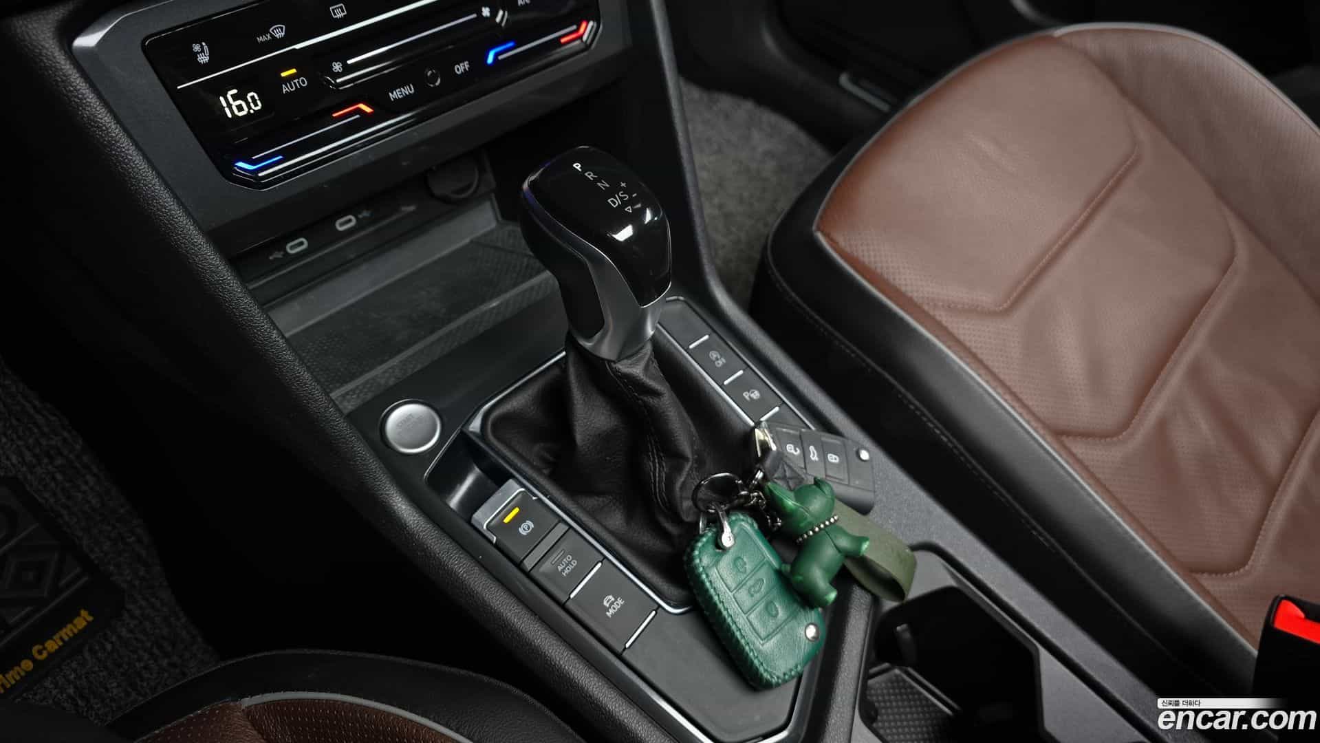 Tiguan Volkswagen 2022.11-INNER-009