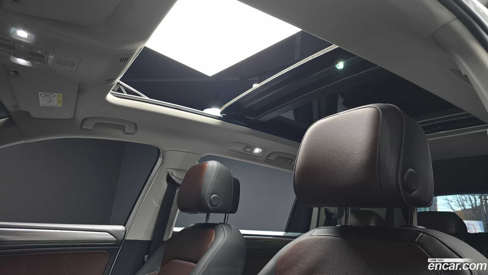 Tiguan Volkswagen 2022.11-OPTION-023