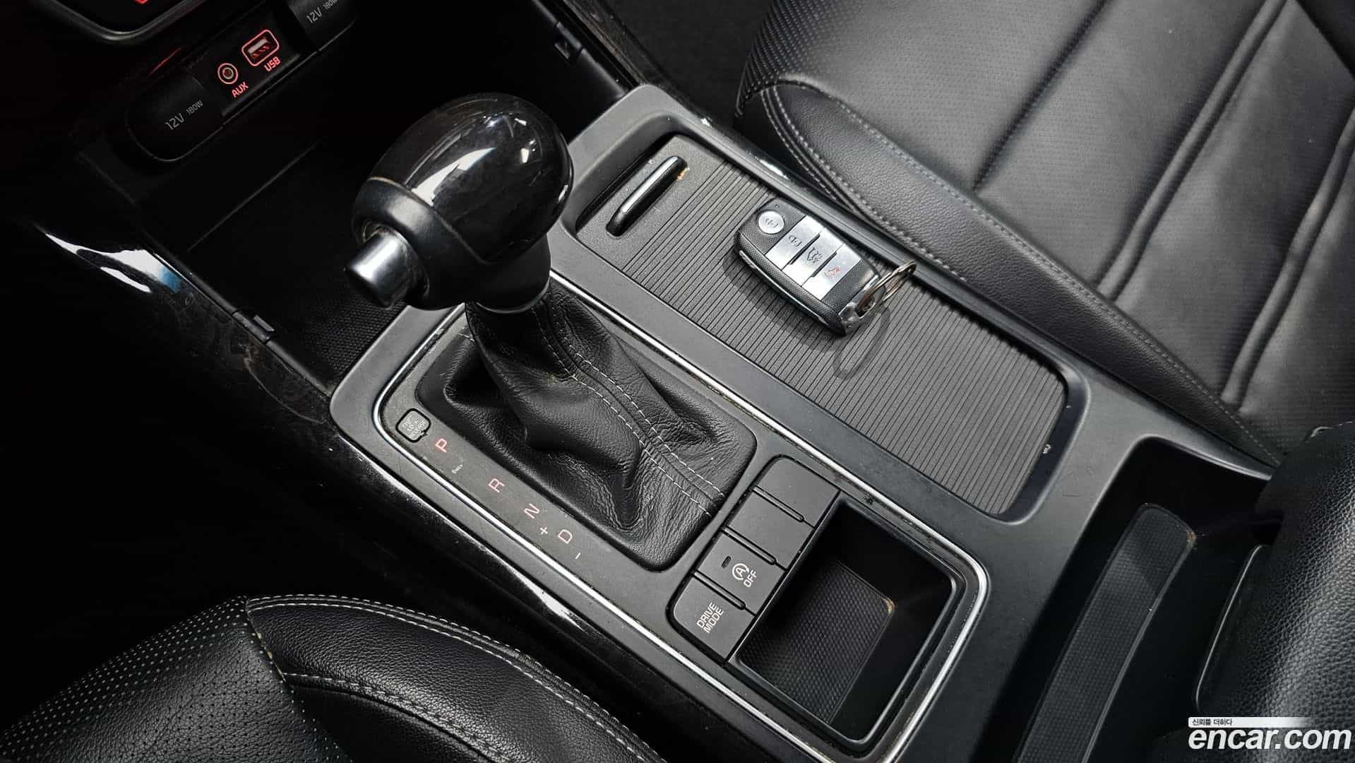 Sorento Kia 2016.3-INNER-009