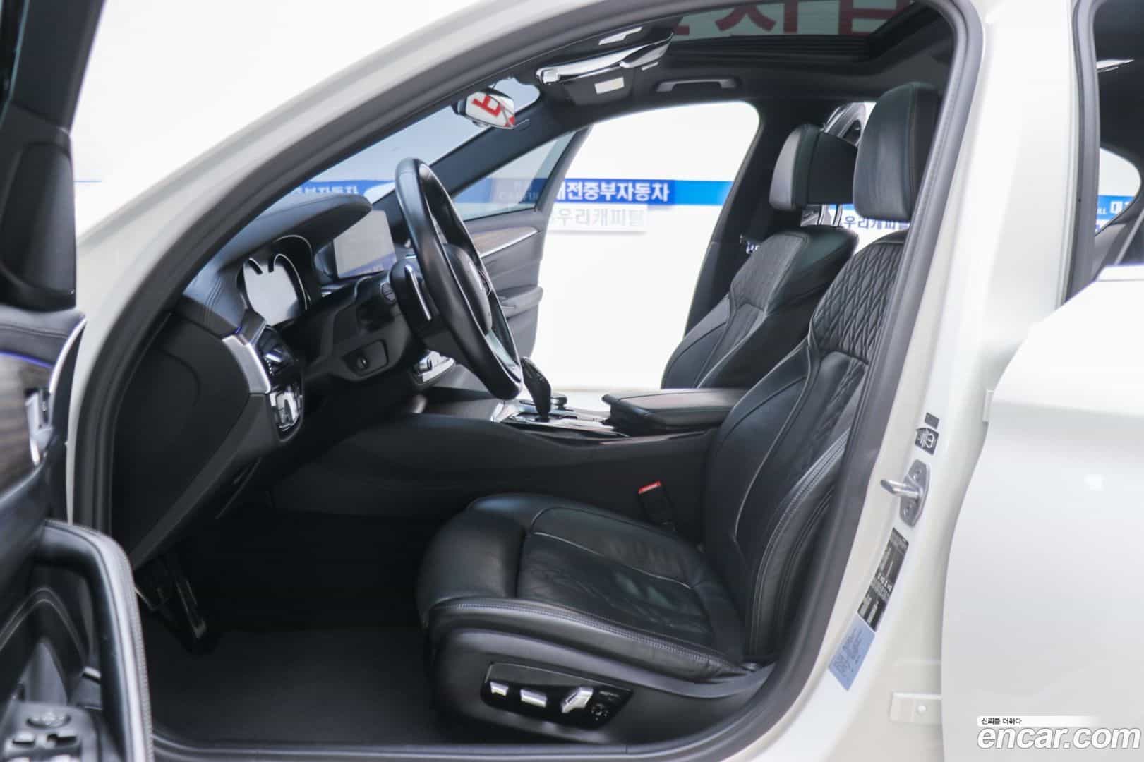 5-Series BMW 2018.1-INNER-009