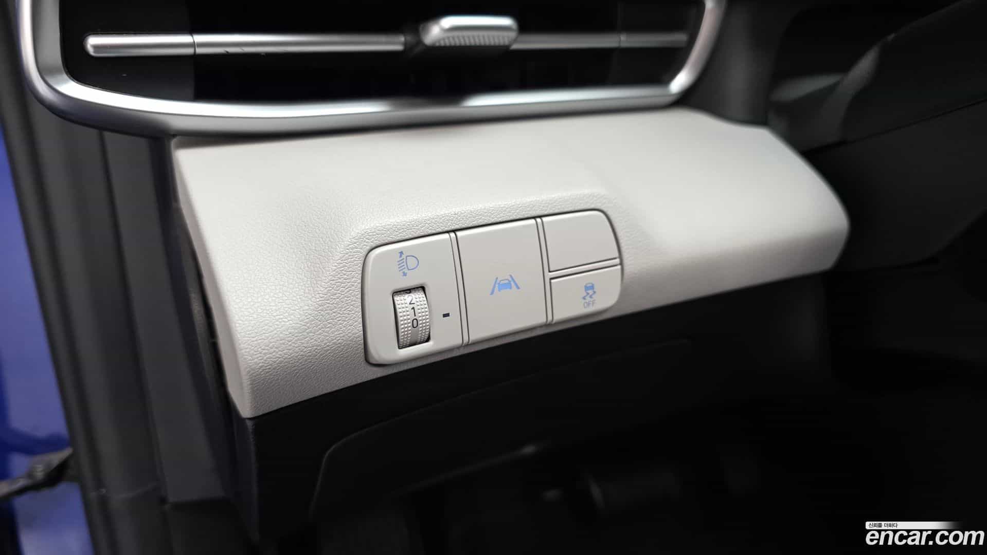 AVANTE Hyundai 2021.10-OPTION-021