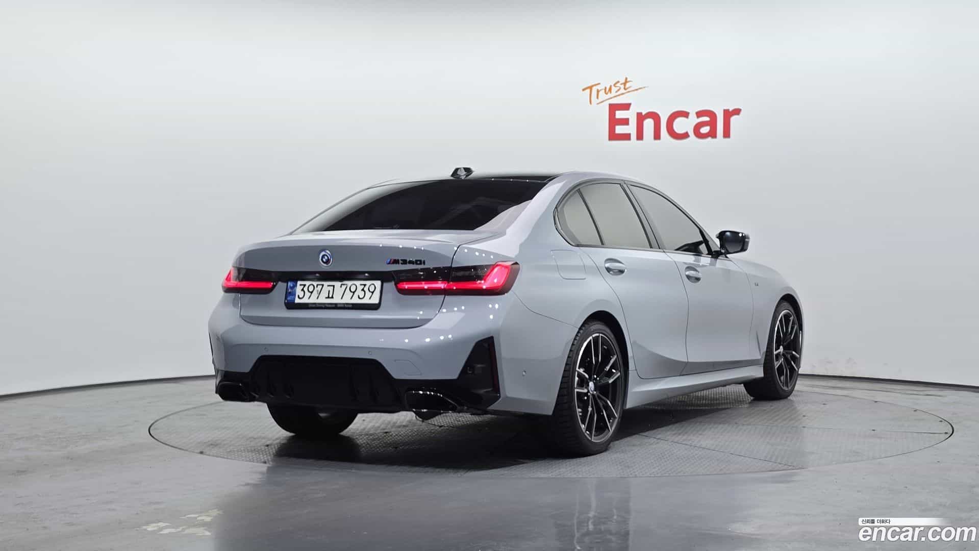 3-Series BMW 2024.6-OUTER-002