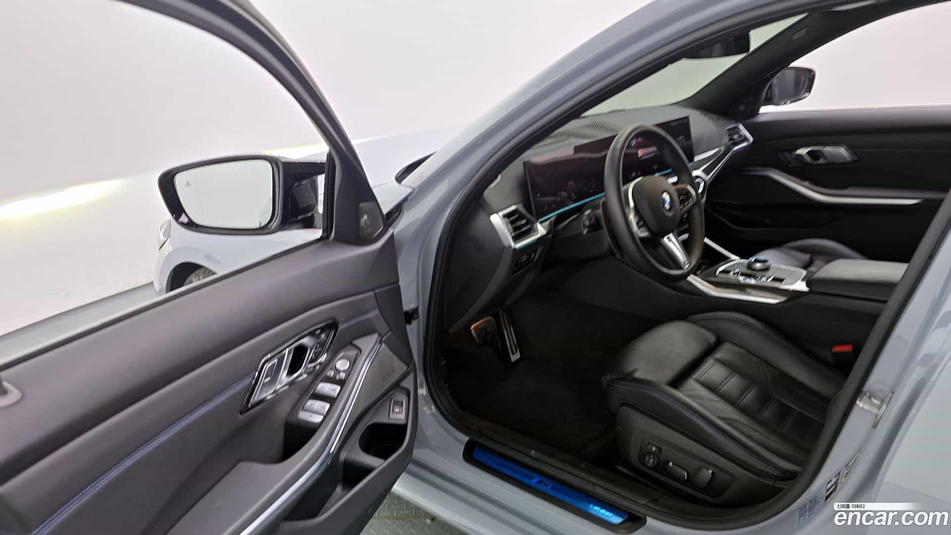 3-Series BMW 2024.6-INNER-010