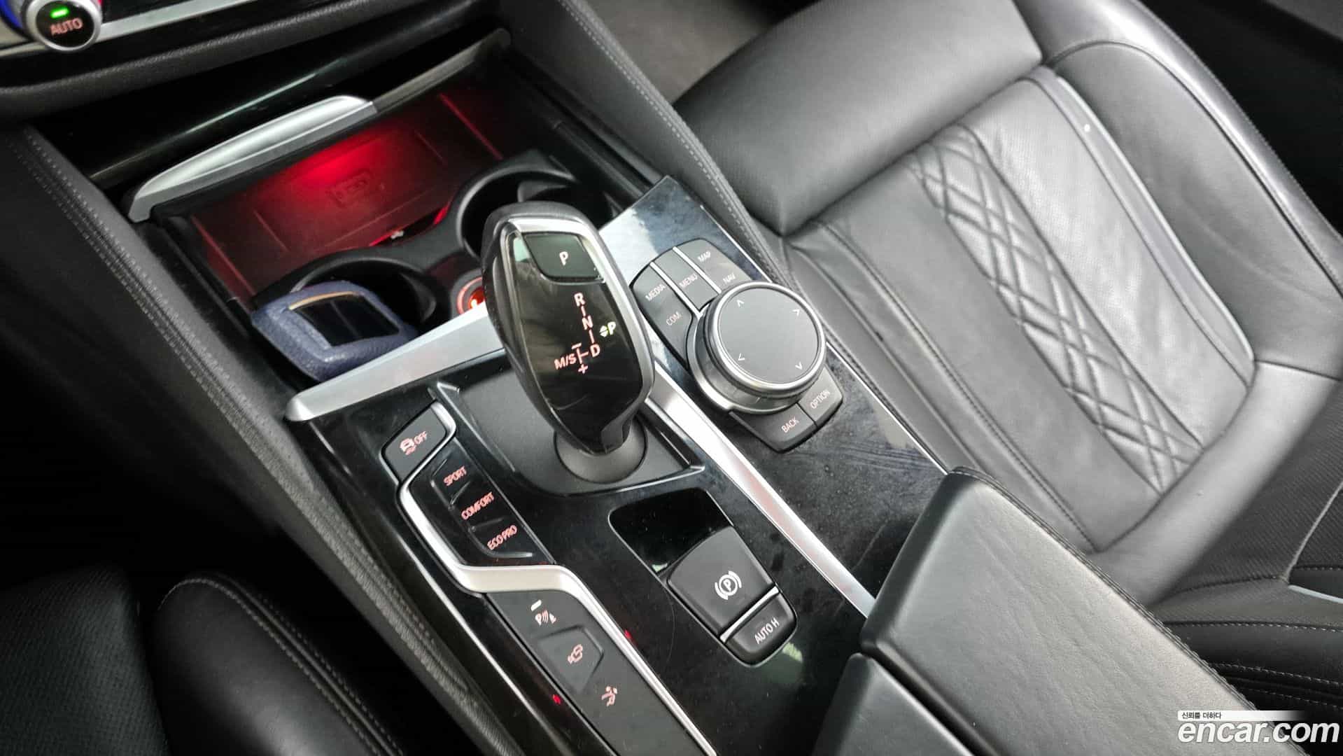 Gran Turismo BMW 2020.11-INNER-009