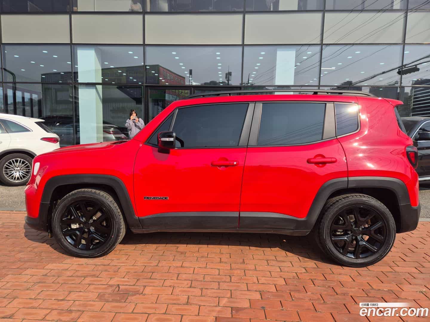 Renegade Jeep 2023.11-OUTER-004
