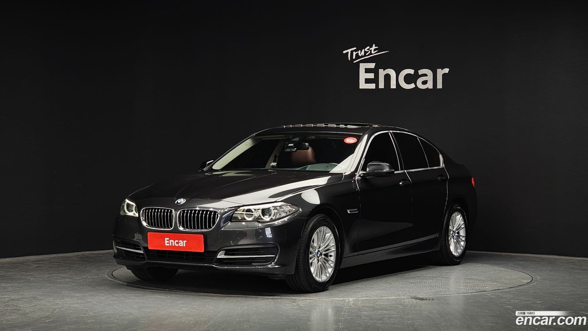 Main__Slider__Photo:5-Series BMW 2013.11-0