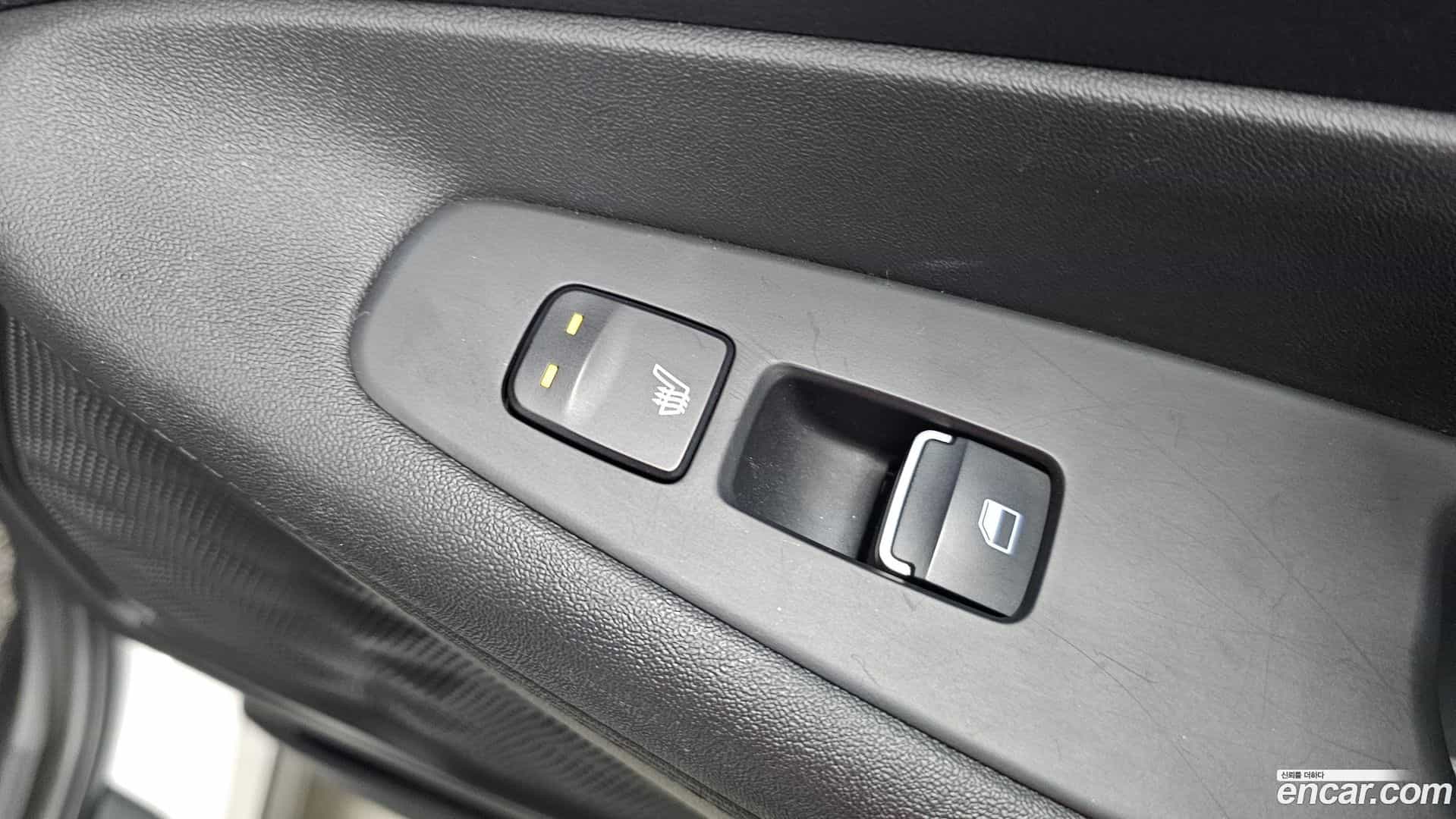 Santafe Hyundai 2019.1-OPTION-023