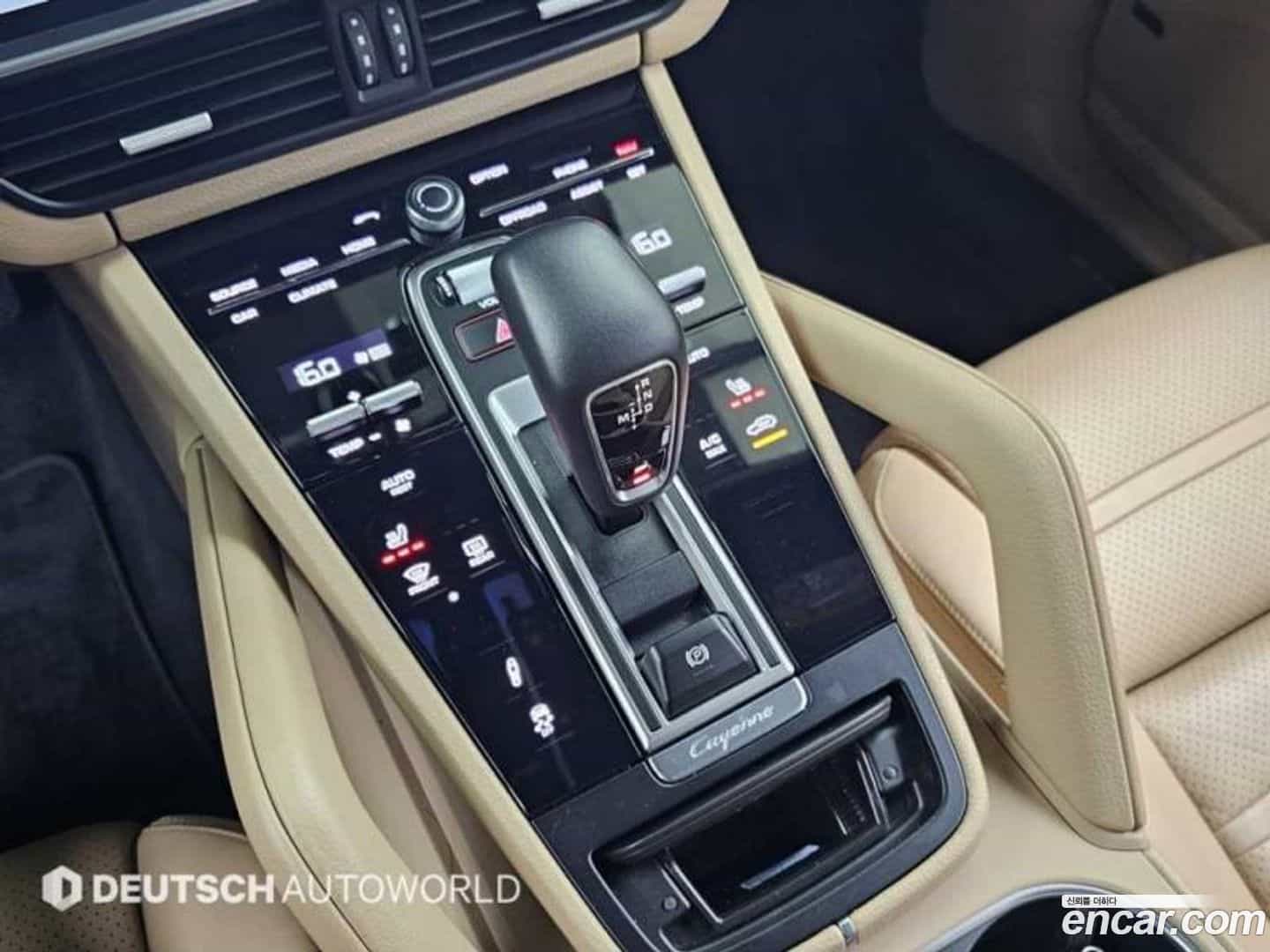 Cayenne Porsche 2020.6-INNER-009