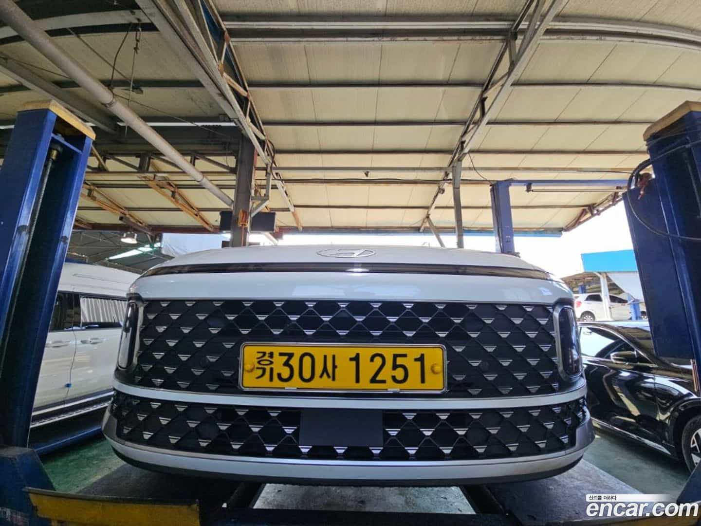 Grandeur Hyundai 2023.7-OUTER-002
