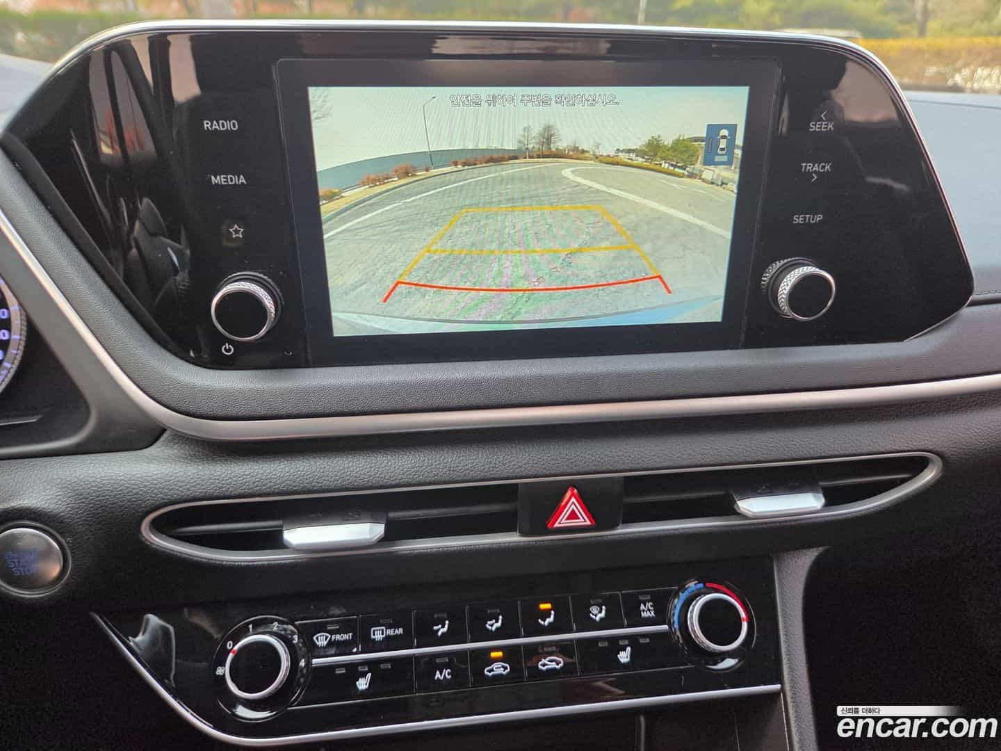 Sonata Hyundai 2019.10-INNER-007