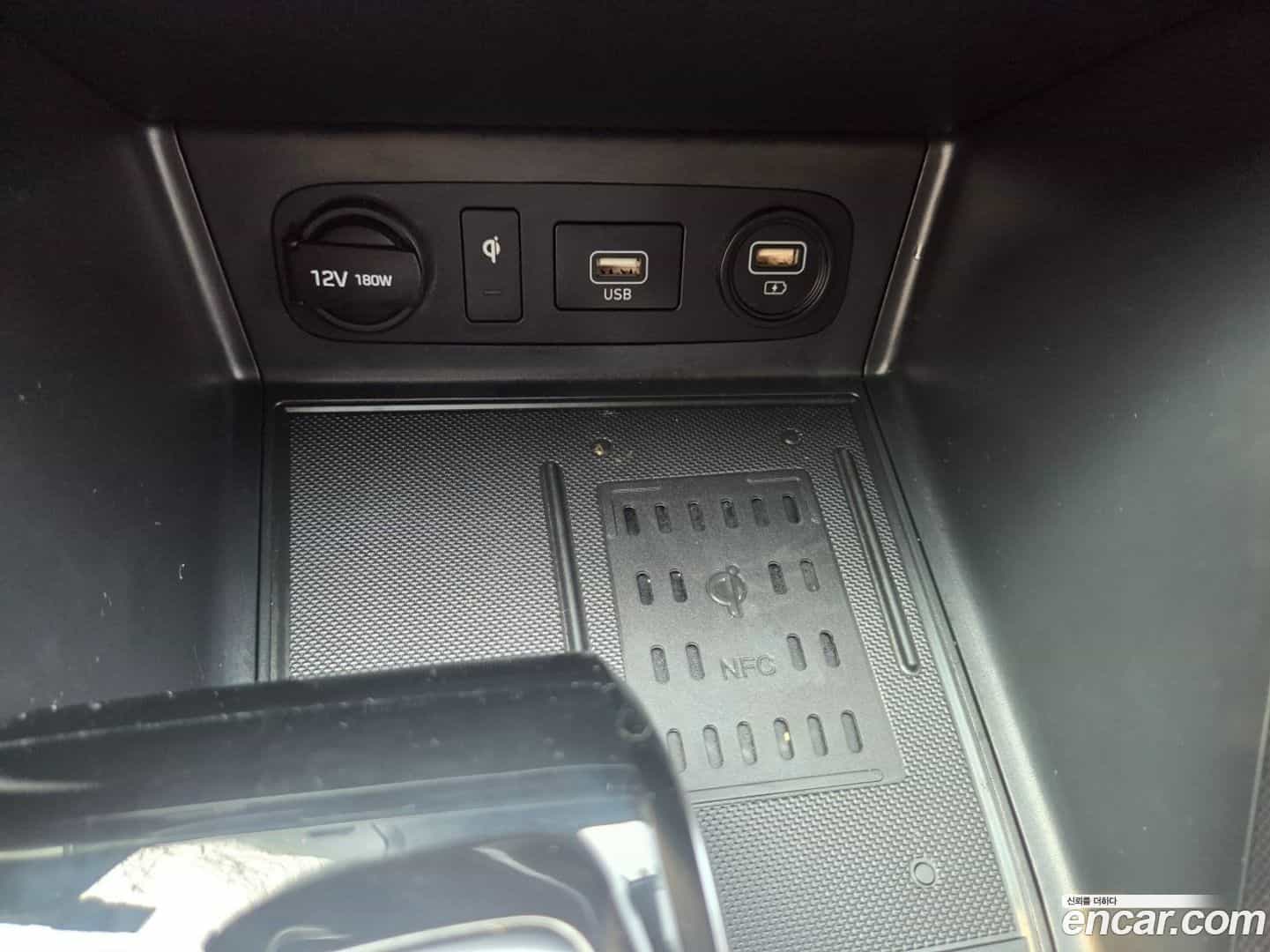 Sonata Hyundai 2019.10-INNER-010