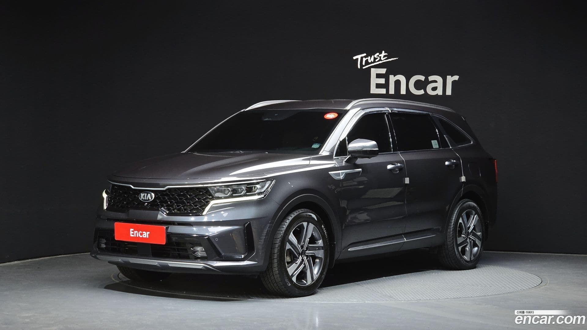 Main__Slider__Photo:Sorento Kia 2020.2-0