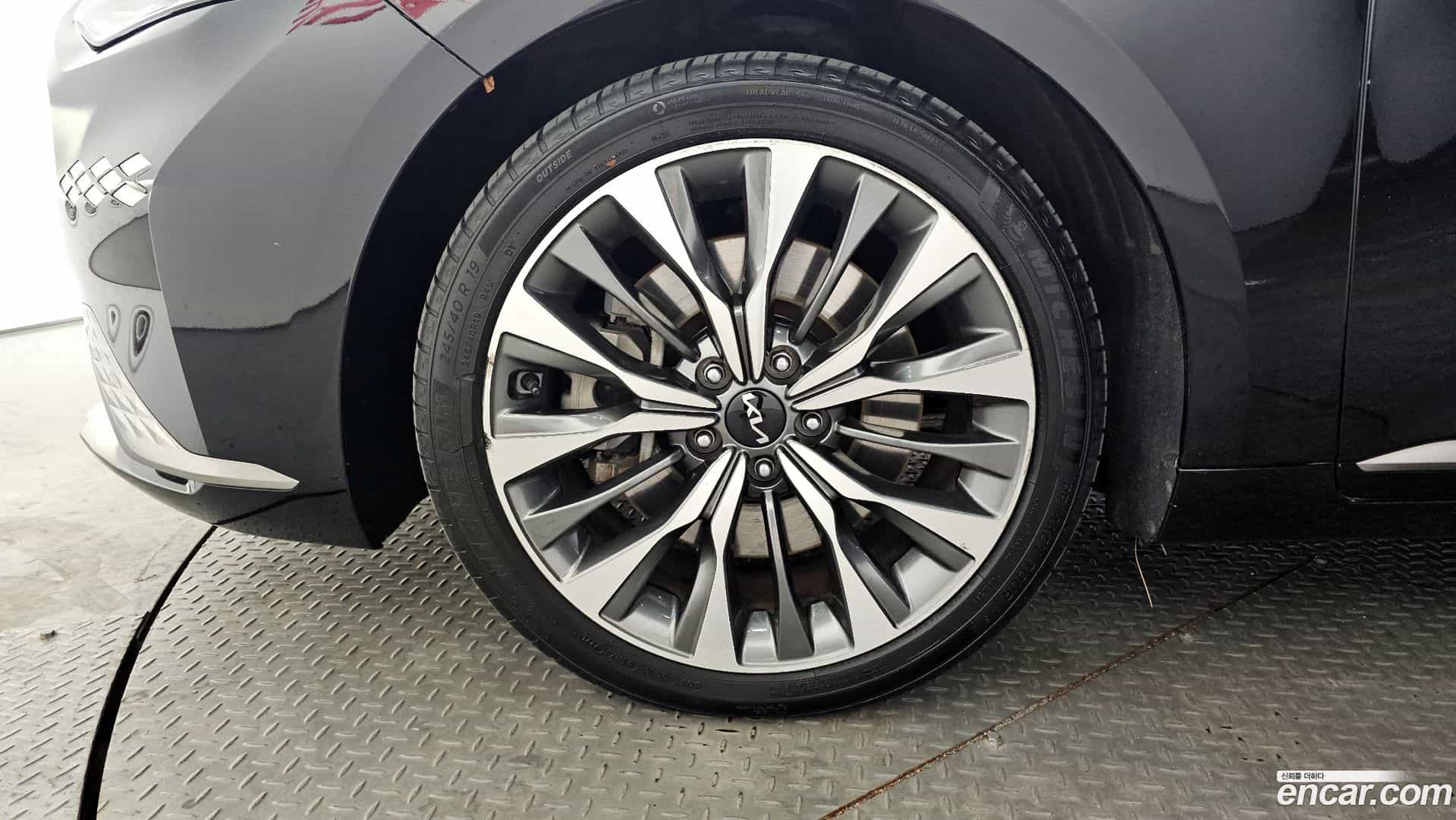 K8 Kia 2022.0-OUTER-005