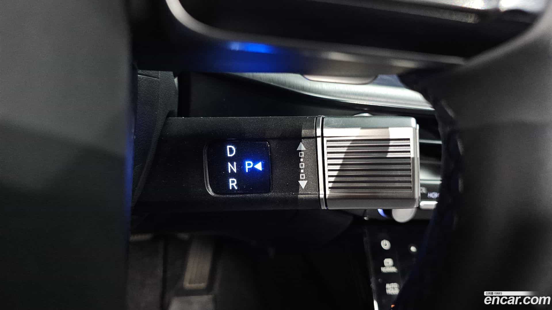 Grandeur Hyundai 2023.11-INNER-009