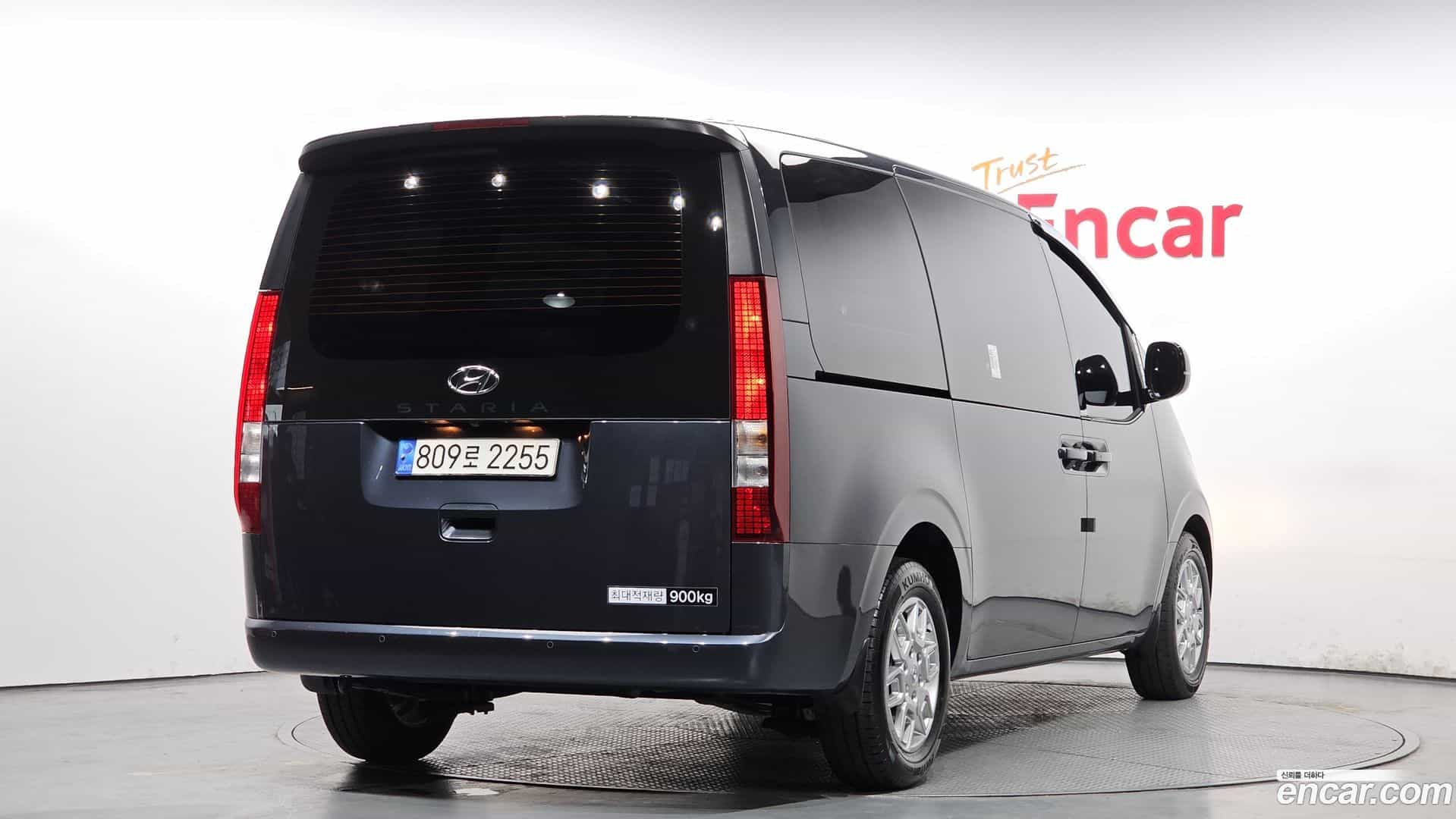 Staria Hyundai 2023.0-OUTER-002