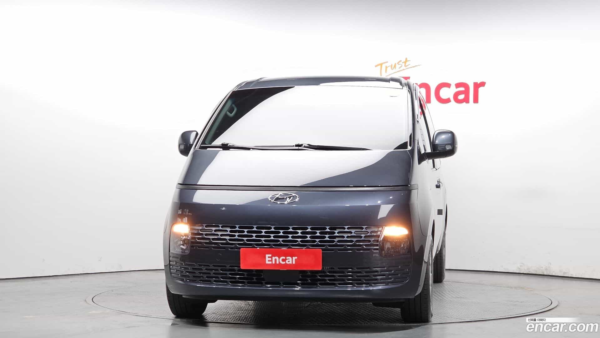 Staria Hyundai 2023.0-OUTER-003