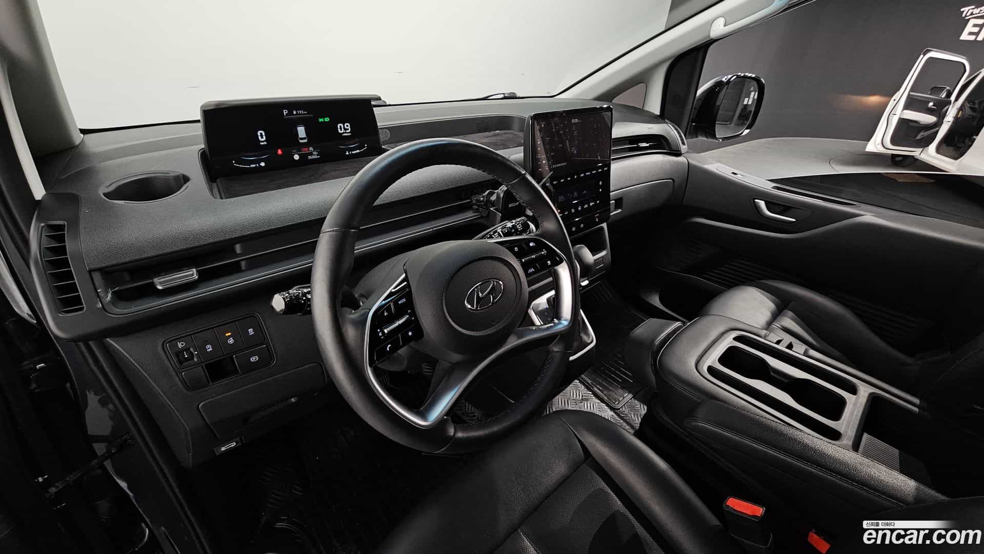 Staria Hyundai 2023.0-INNER-007