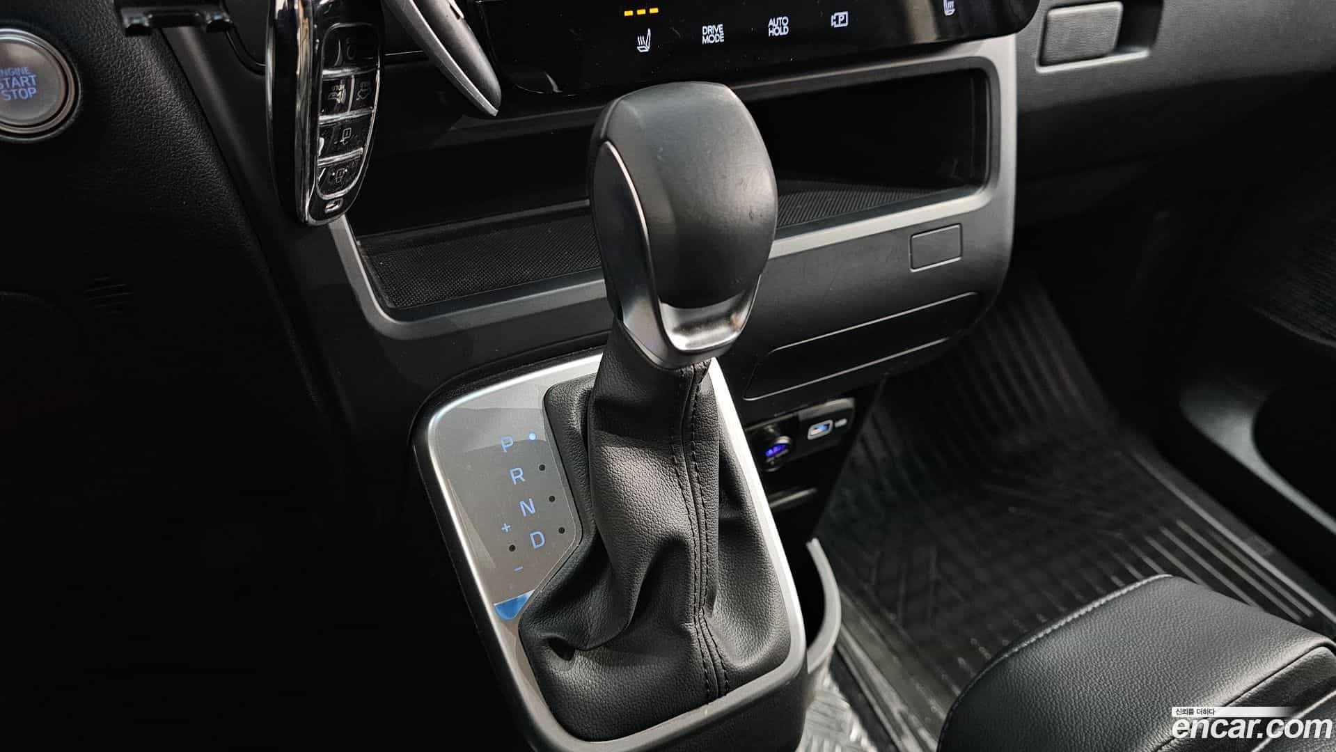Staria Hyundai 2023.0-INNER-009
