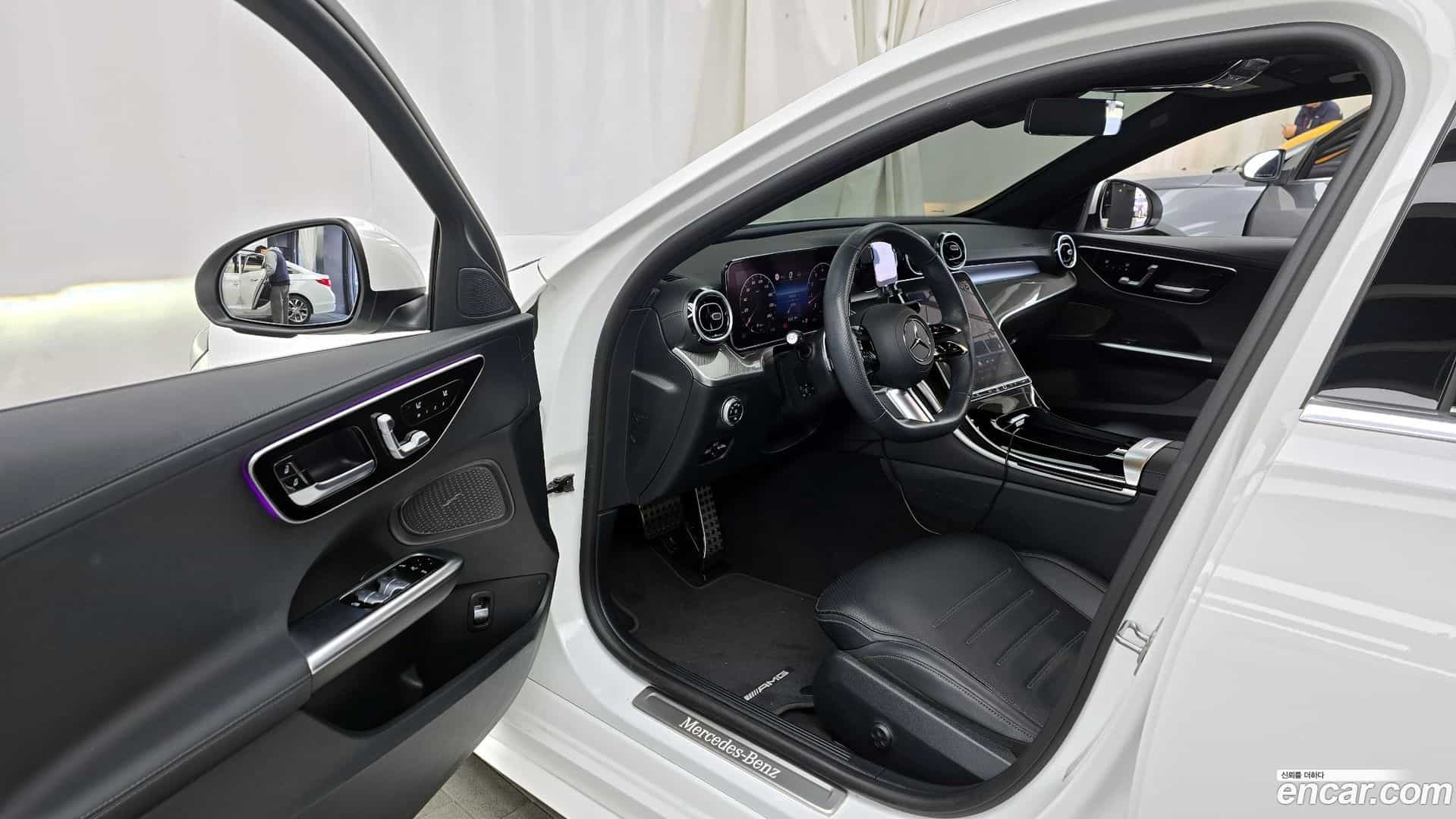 C-Class Mercedes-Benz 2024.5-INNER-010