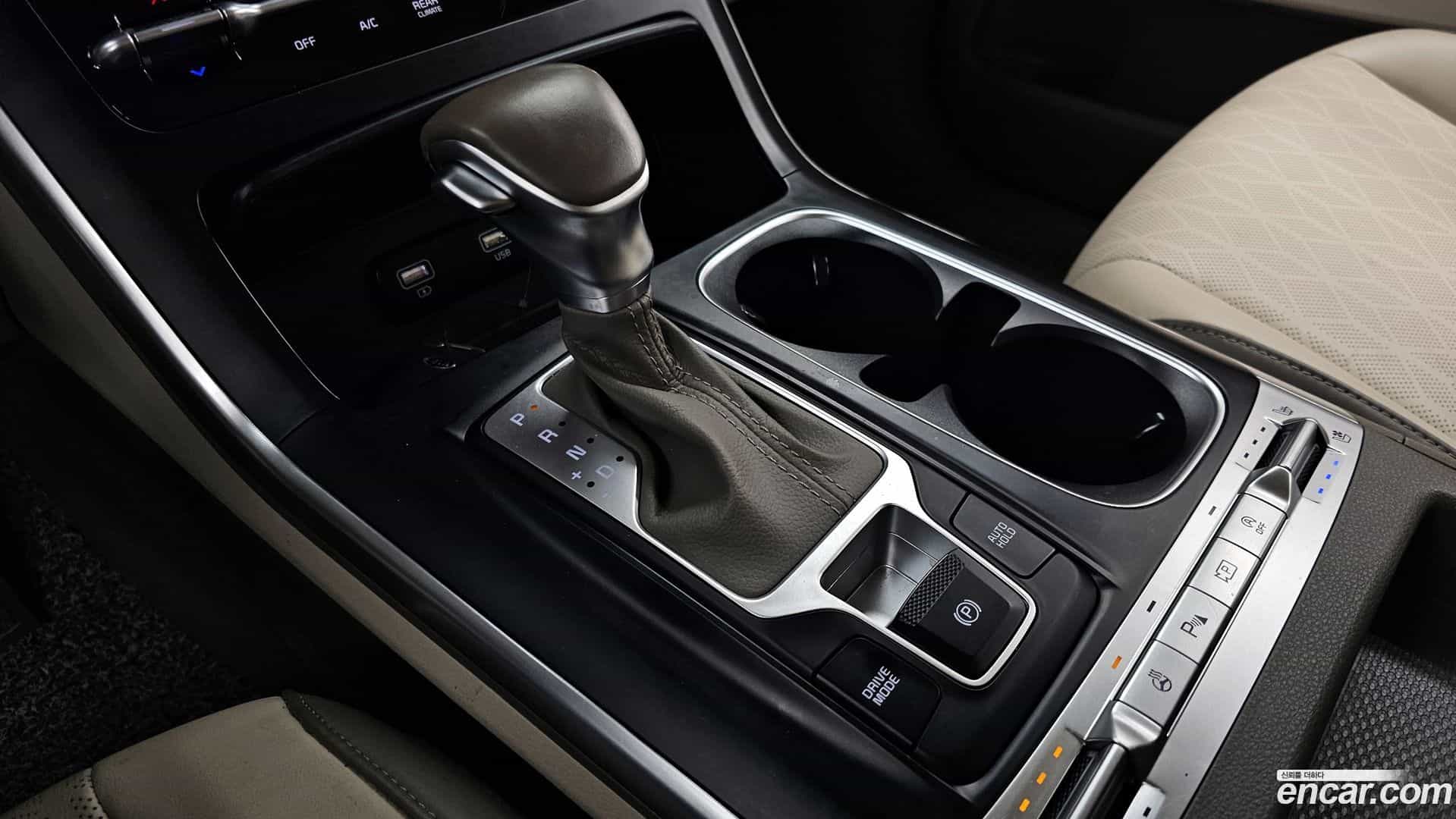 Canival Kia 2021.0-INNER-009