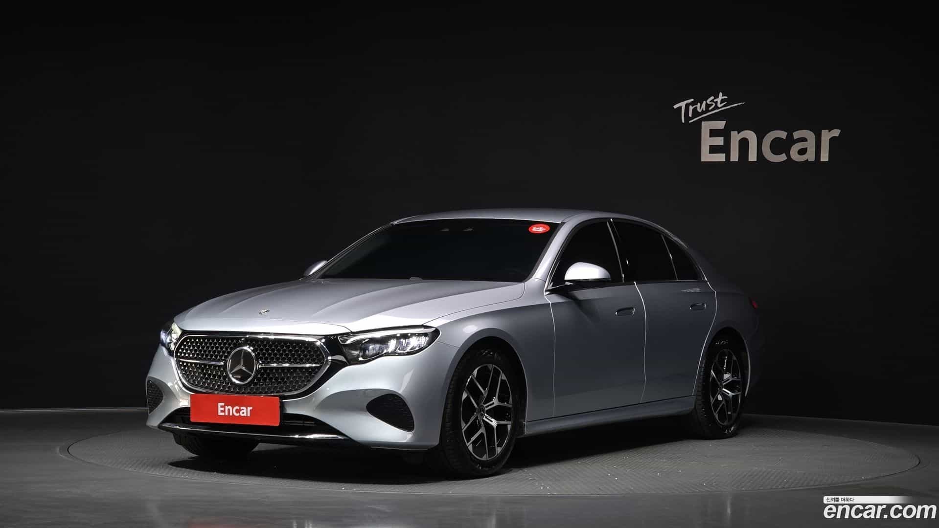 E-Class Mercedes-Benz 2024.11-OUTER-001