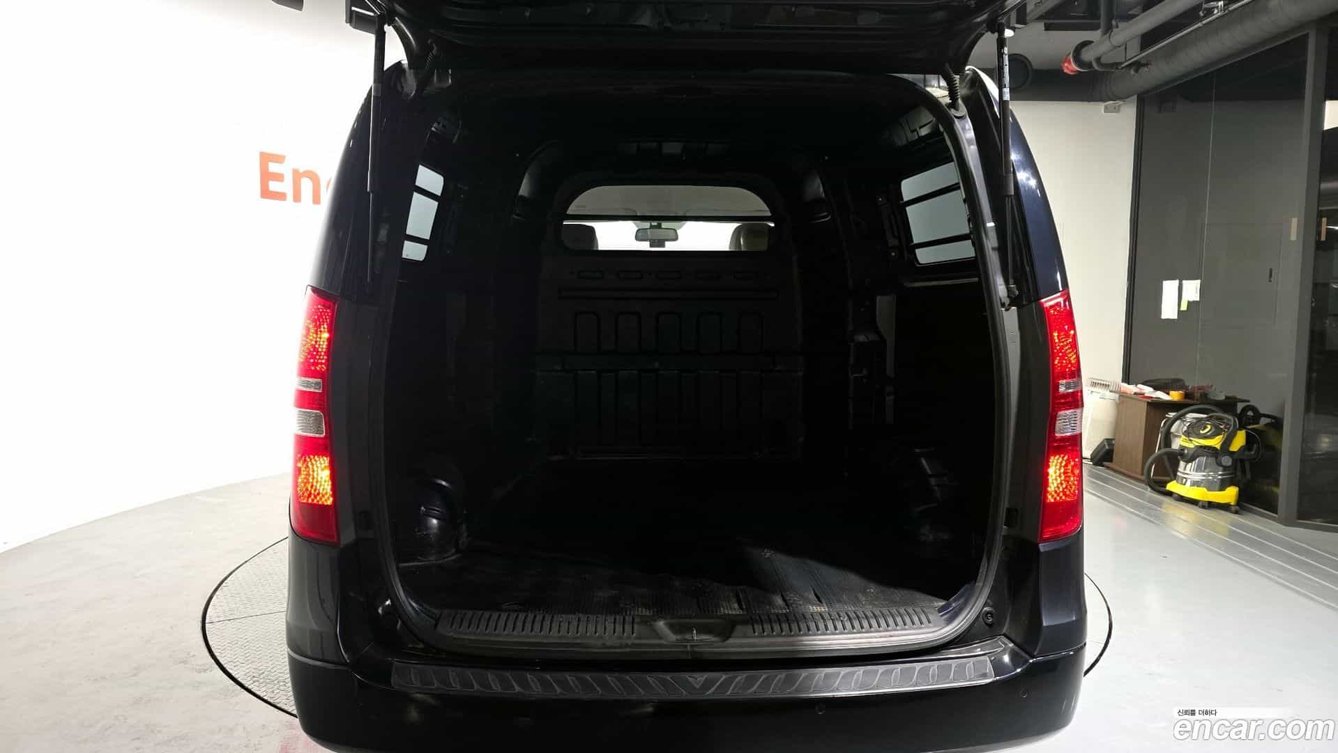 Starex Hyundai 2019.4-OPTION-024