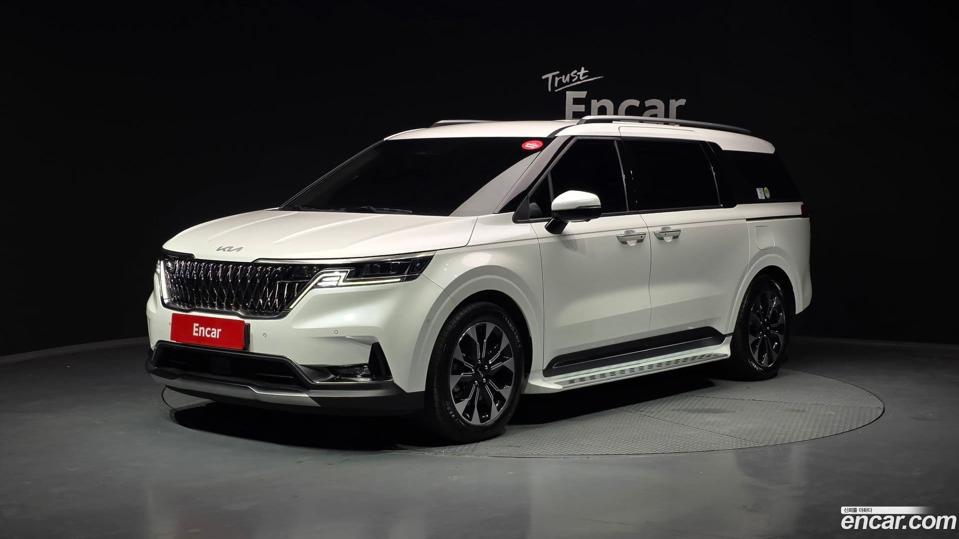 Main__Slider__Photo:Canival Kia 2022.2-0