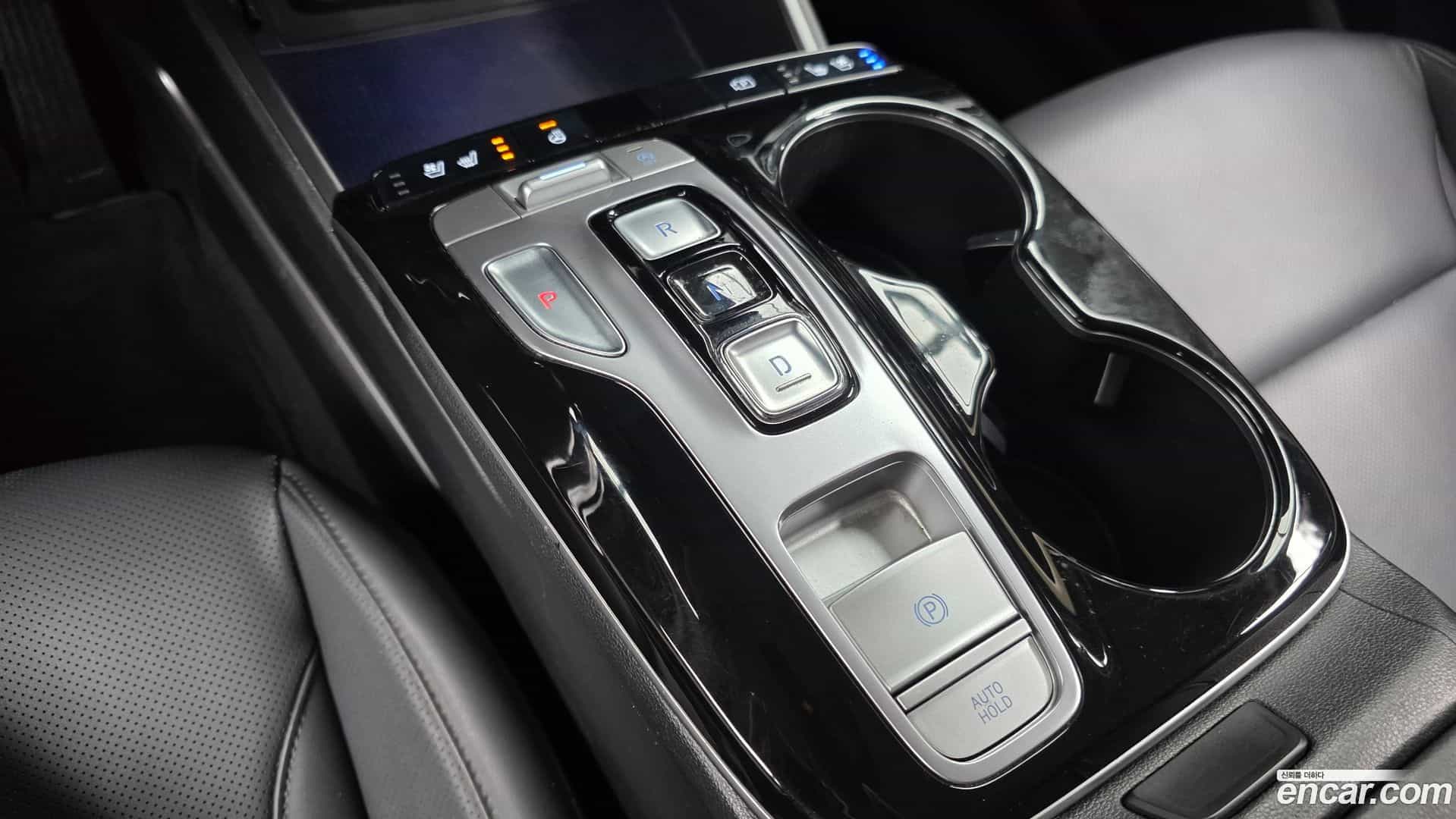 Tucson Hyundai 2021.1-INNER-009