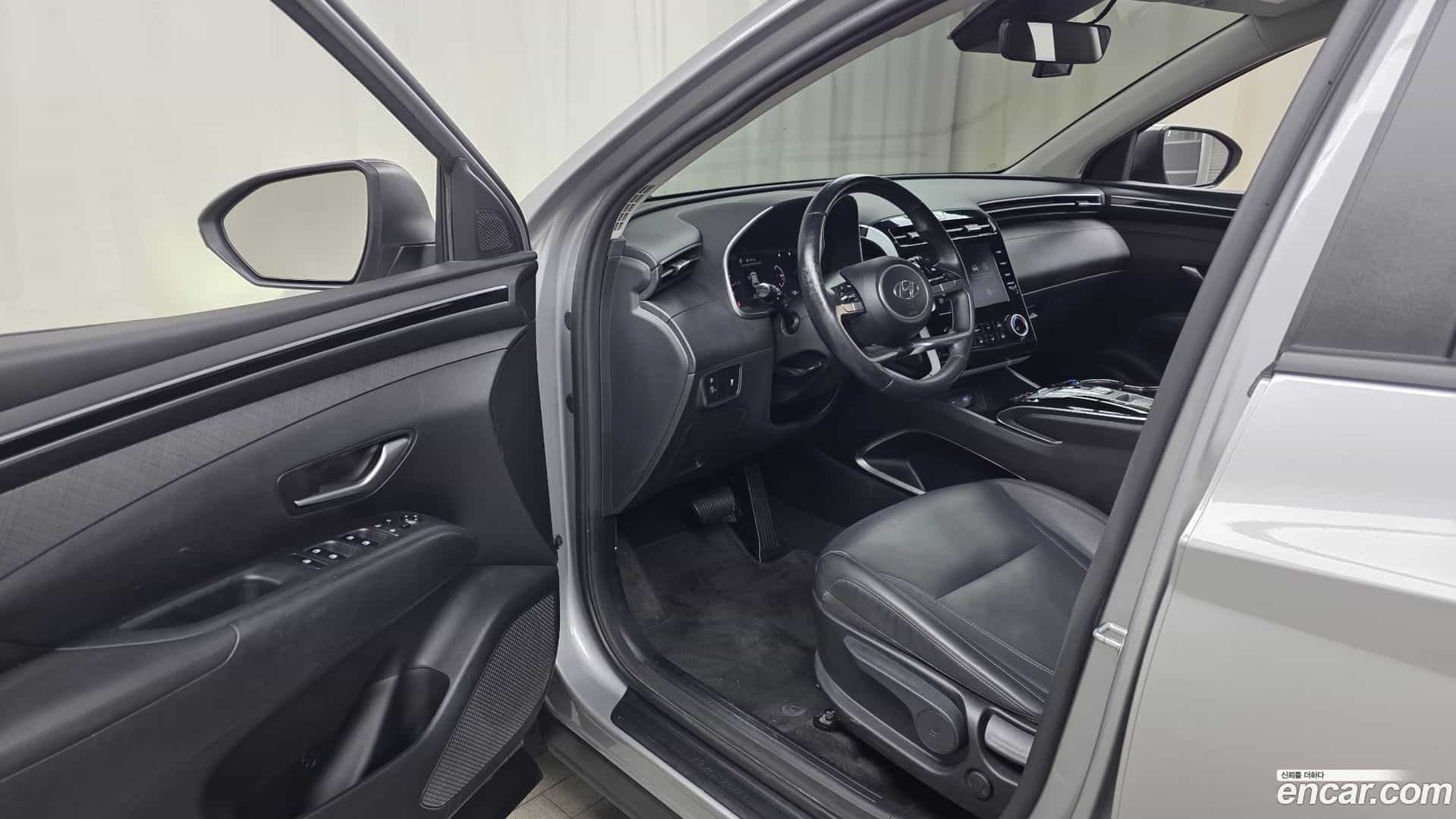 Tucson Hyundai 2021.1-INNER-010