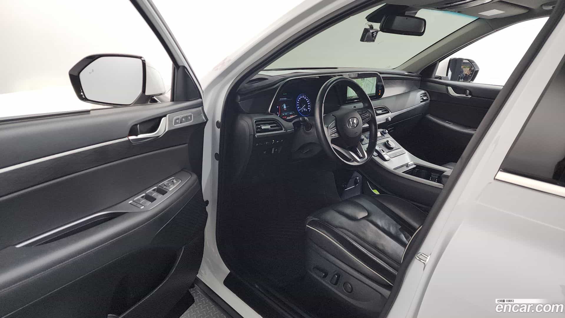 Palisade Hyundai 2022.1-INNER-010