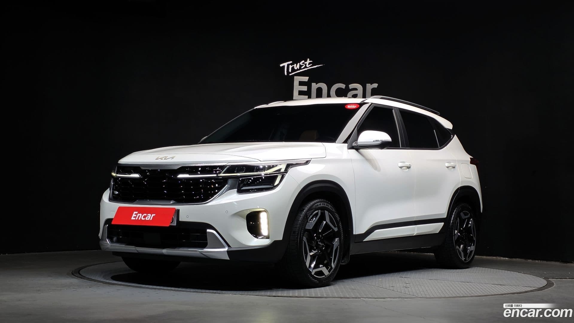 Main__Slider__Photo:Seltos Kia 2022.10-0