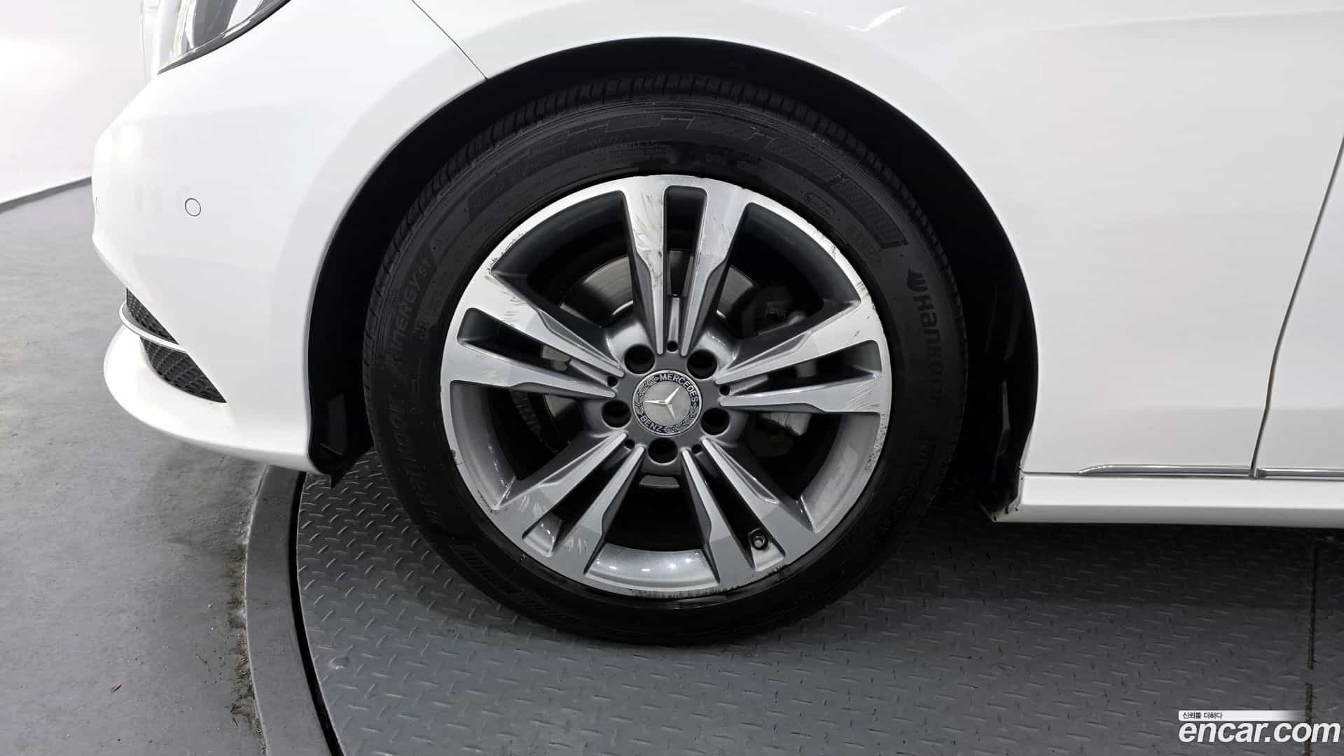 E-Class Mercedes-Benz 2015.8-OUTER-005