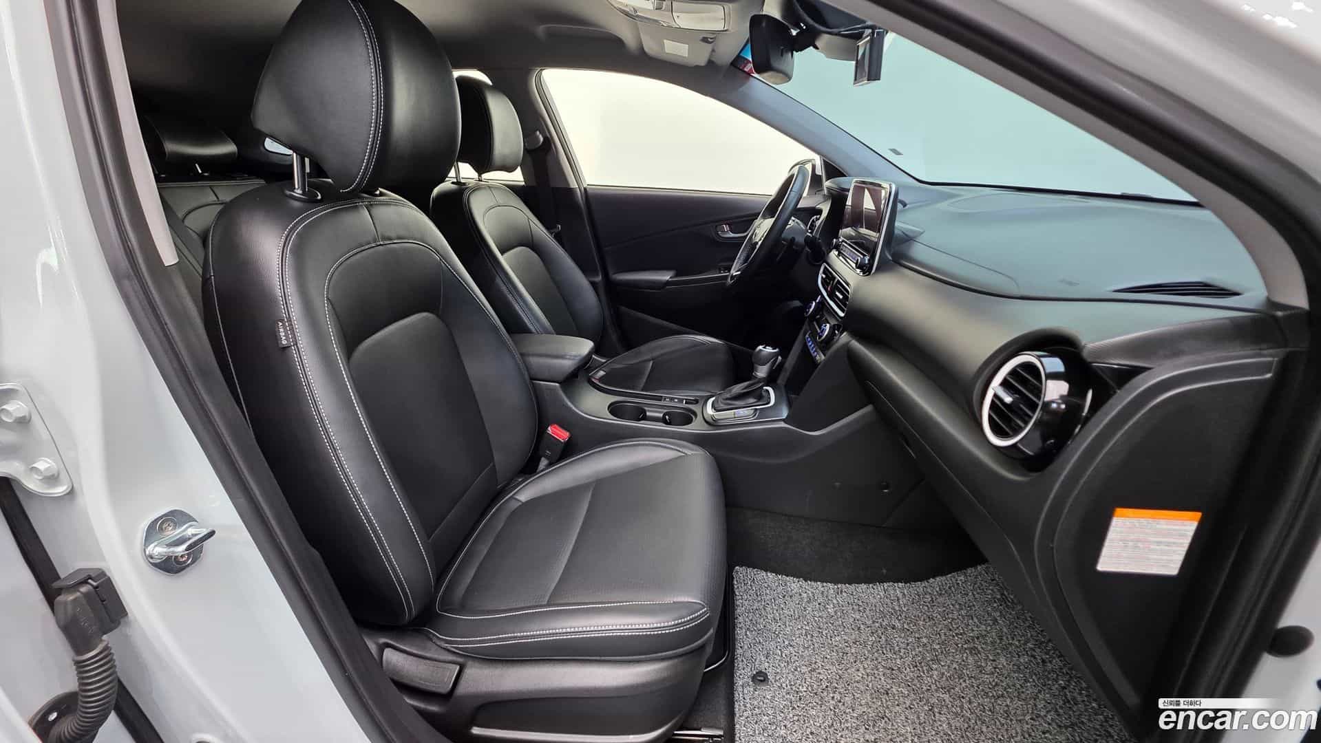 Kona Hyundai 2019.10-INNER-010