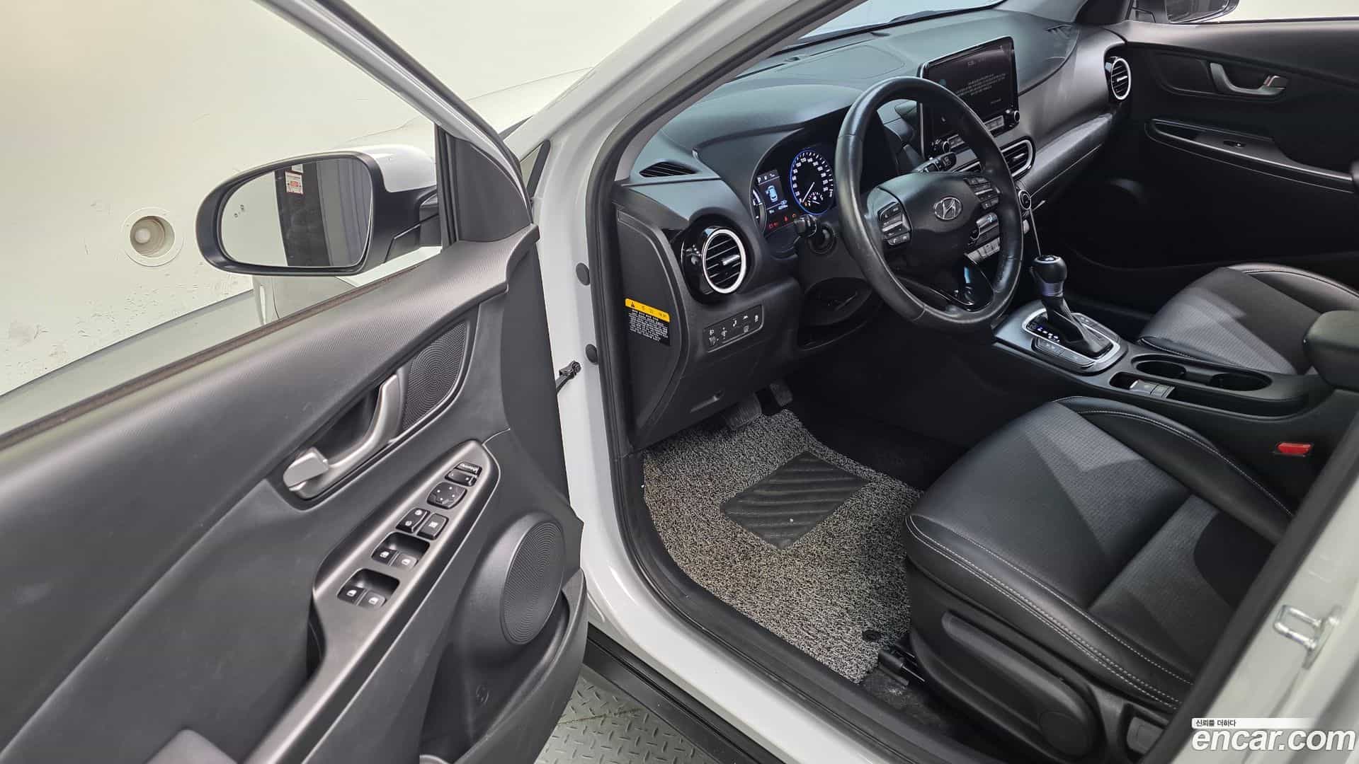 Kona Hyundai 2019.10-OPTION-015