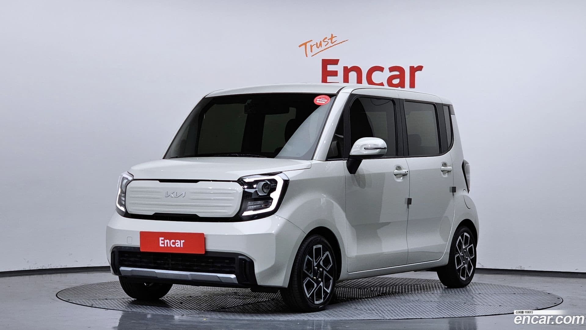 Main__Slider__Photo:RAY Kia 2023.6-0